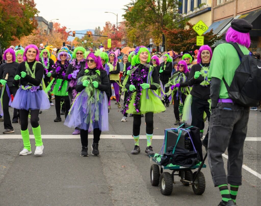 Ashland Children's Halloween parade 2025 - The Broadway Boomers danced the parade route.