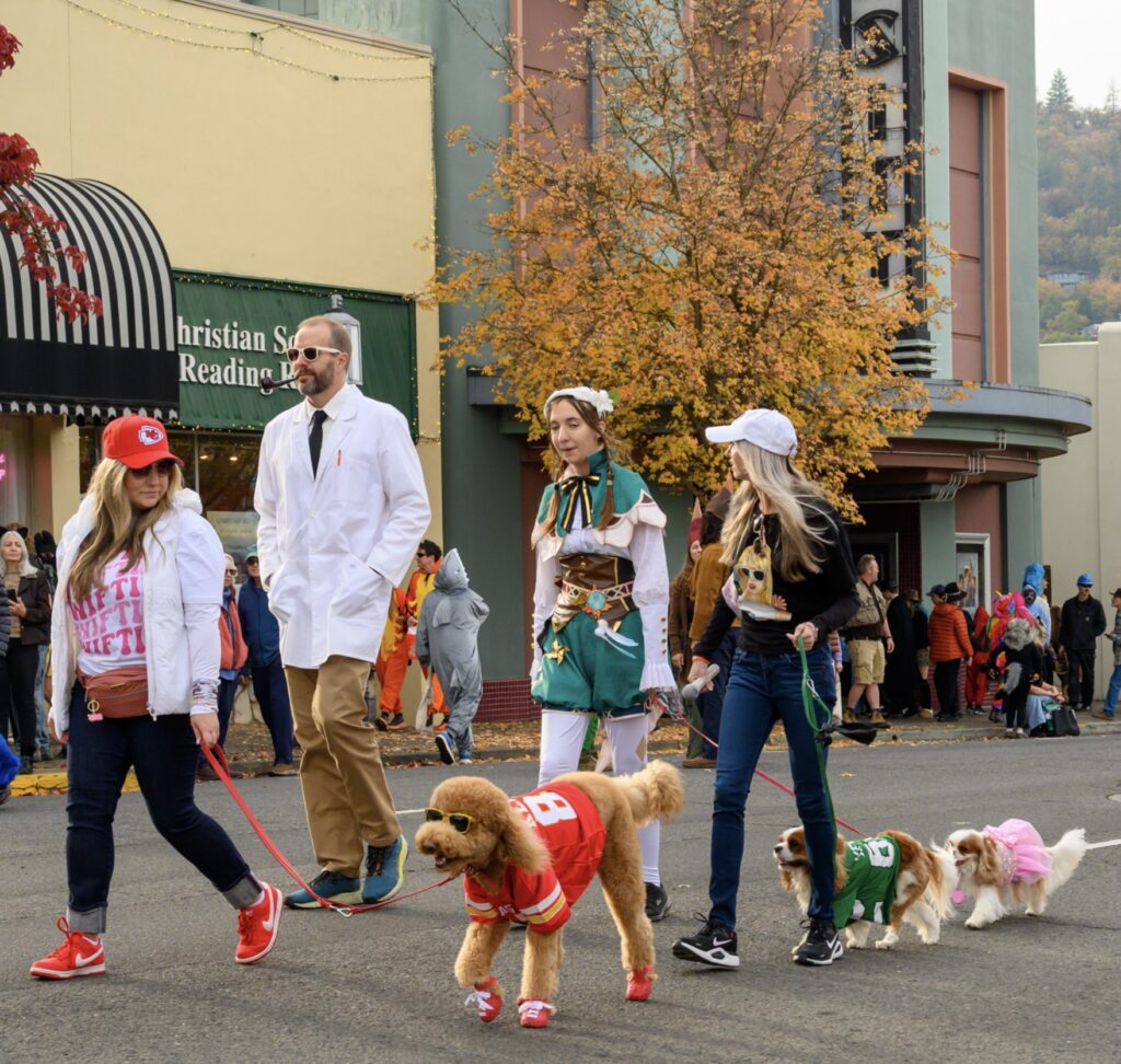 Ashland Children's Halloween parade 2025 - These dogs are sooo cute.