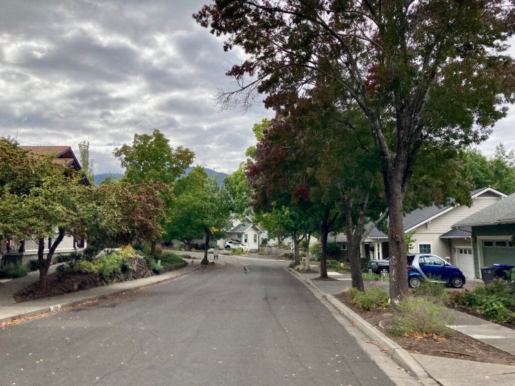 Looking east on Creek Stone Way.