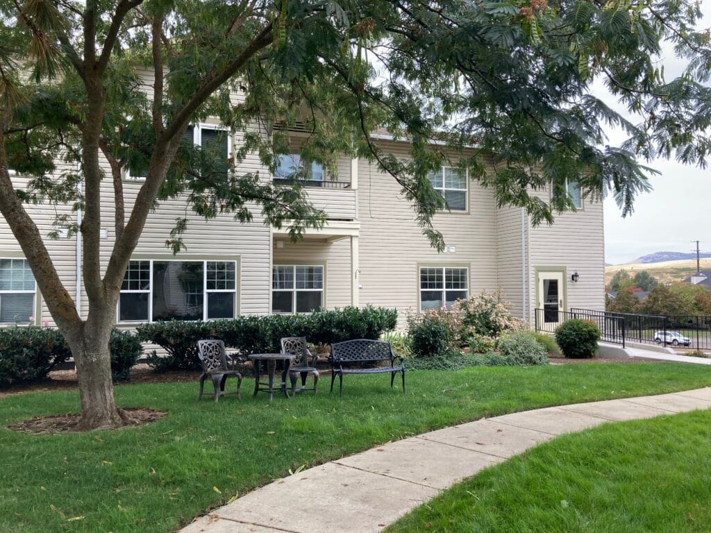 Courtyard for the Golden Aspen condominiums.