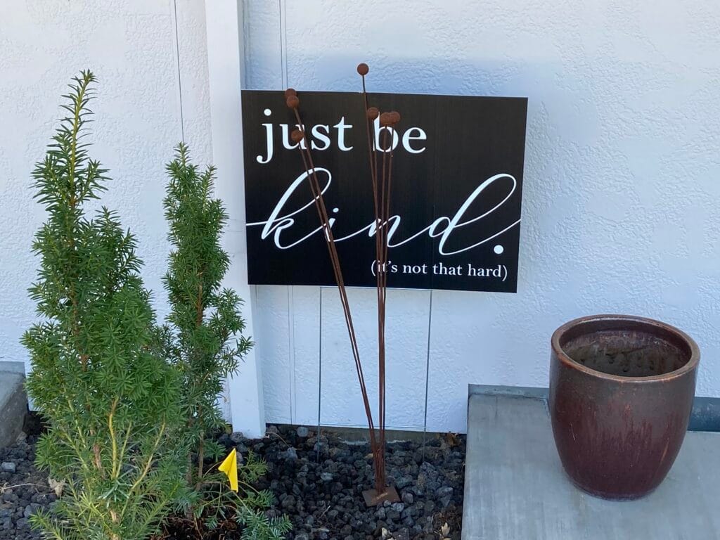 Inspiring yard art on Nandina Street.